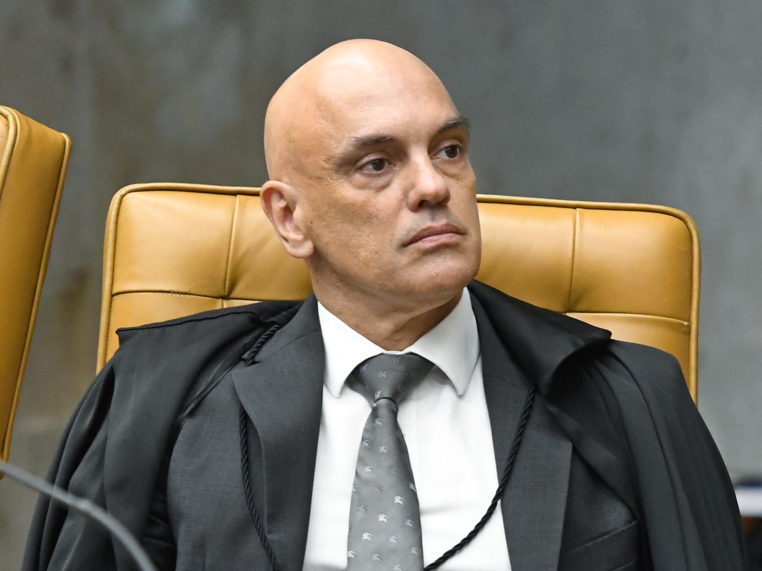 20out2022---o-ministro-alexandre-de-moraes-durante-sessao-plenaria-do-stf-em-brasilia-1667846293489_v2_4x3