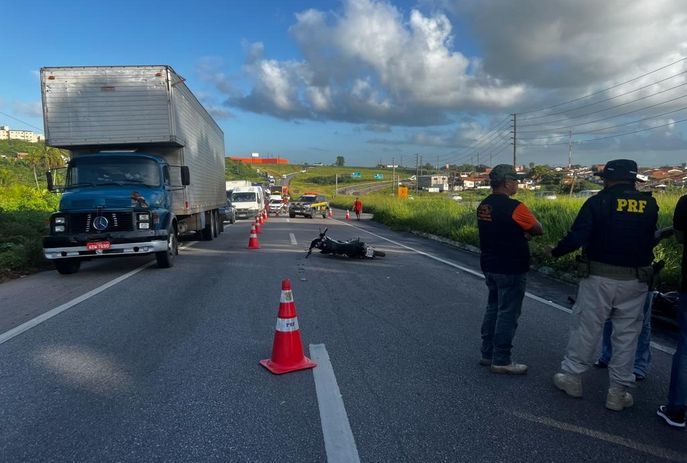 Uma Pessoa Morre E Outras Duas Ficam Feridas Em Acidente Envolvendo