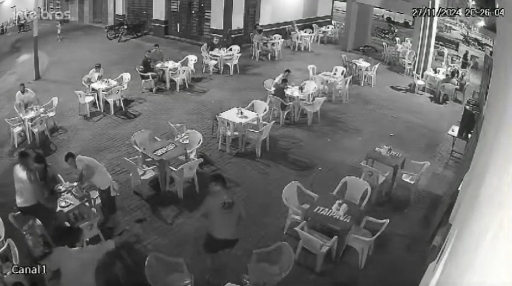 A imagem atual não possui texto alternativo. O nome do arquivo é: image00001-4