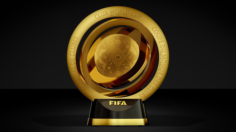 A imagem atual não possui texto alternativo. O nome do arquivo é: 20241112-fifa-cwc-trophy-open-stand-blk-crops1920x1080