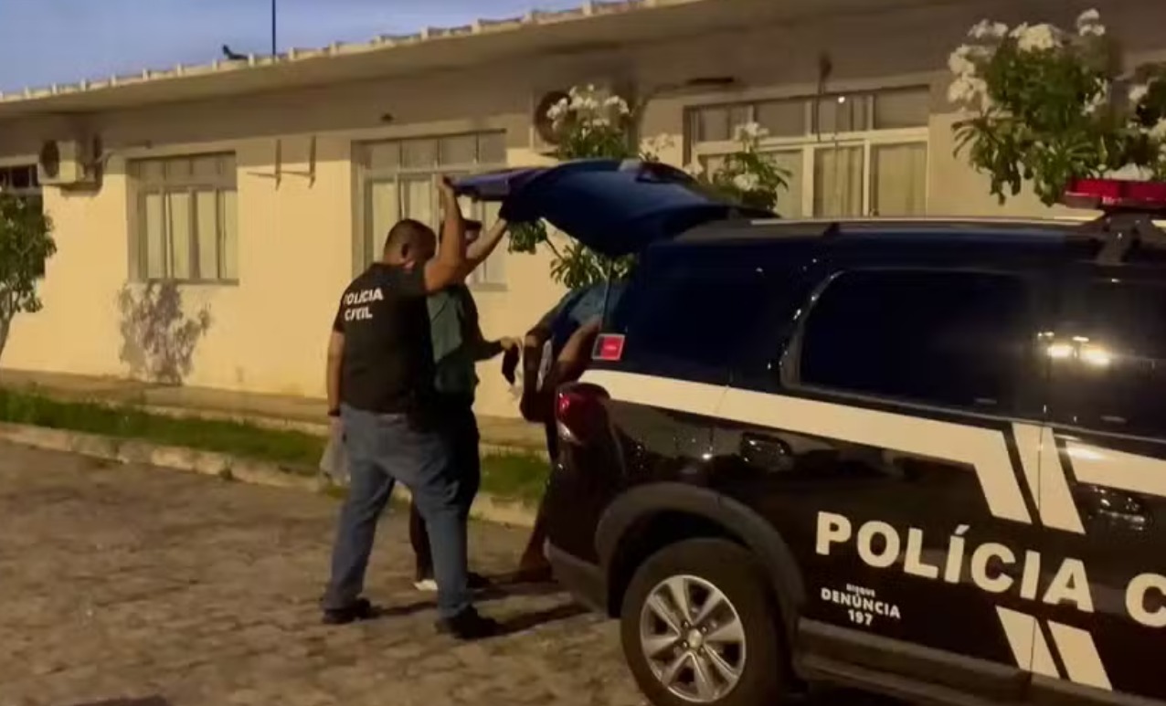 A imagem atual não possui texto alternativo. O nome do arquivo é: prisao-5