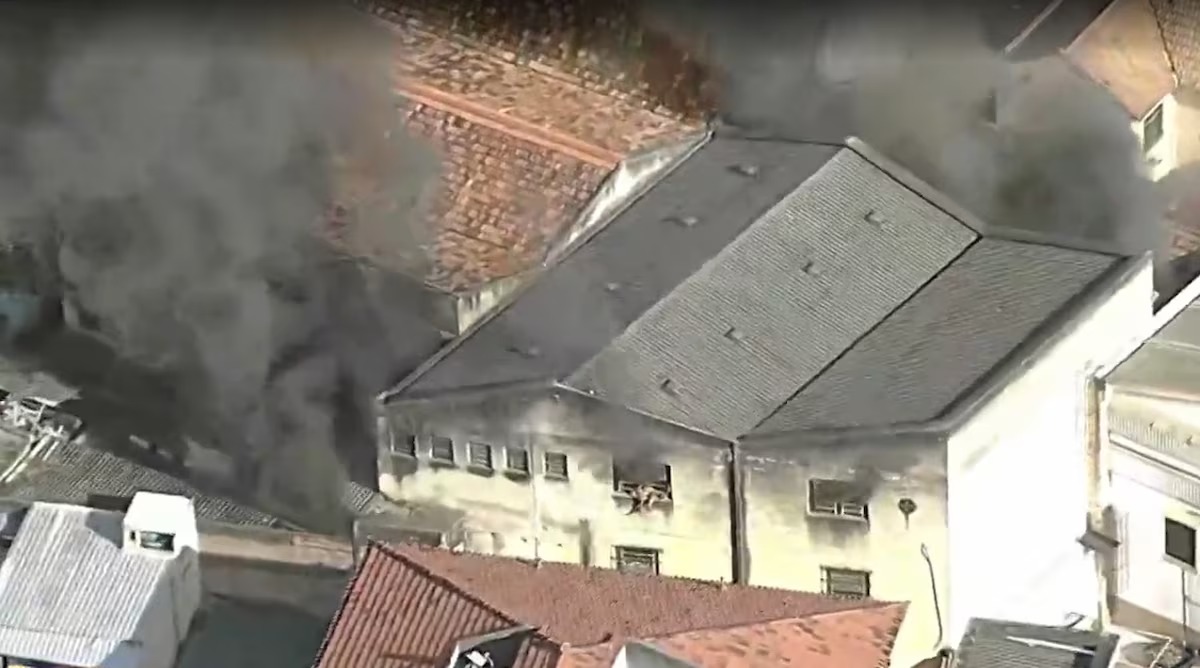 A imagem atual não possui texto alternativo. O nome do arquivo é: incendio-12