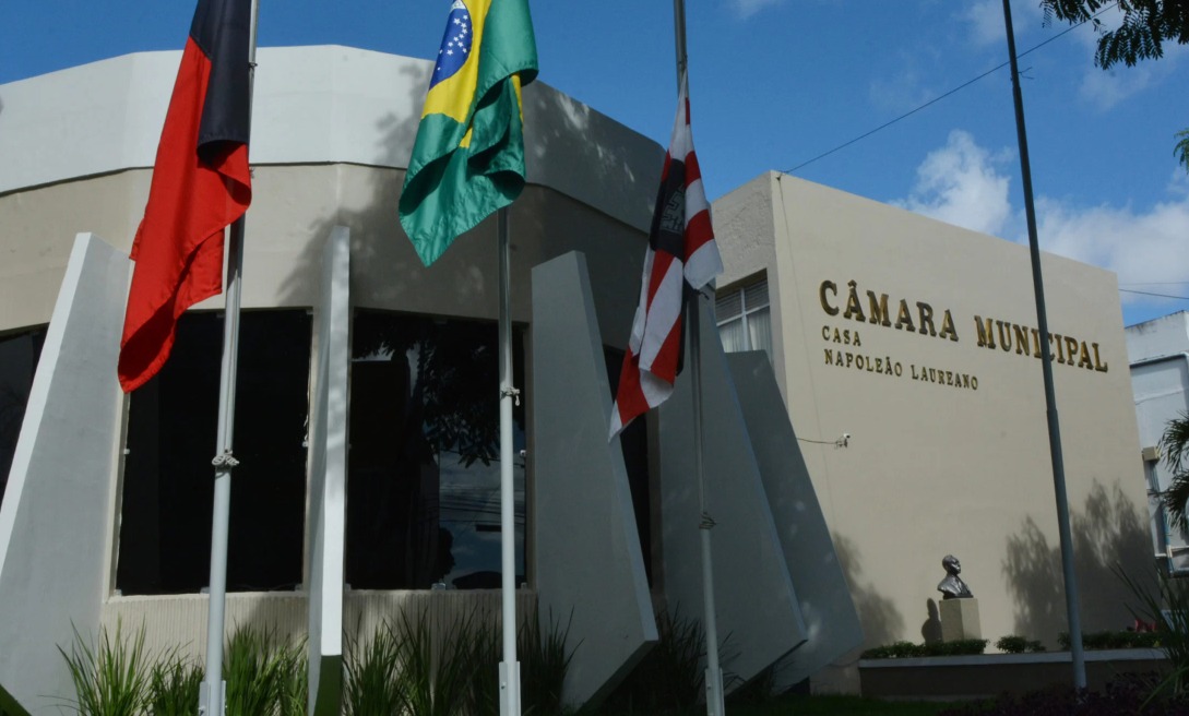 A imagem atual não possui texto alternativo. O nome do arquivo é: cmjp-12