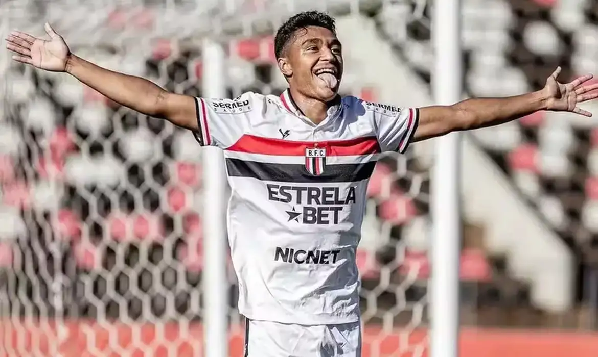 Pedro Severino, jogador do time sub-20 do RB Bragantino - Foto: Agência Botafogo/Divulgação