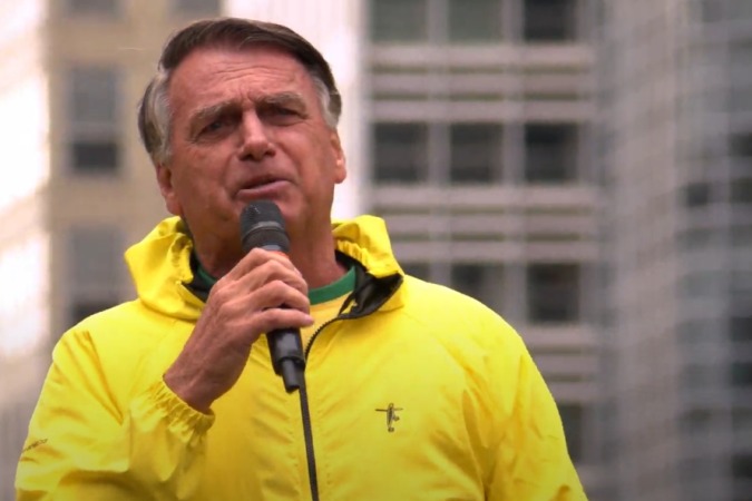 A imagem atual não possui texto alternativo. O nome do arquivo é: bolsonaro-42