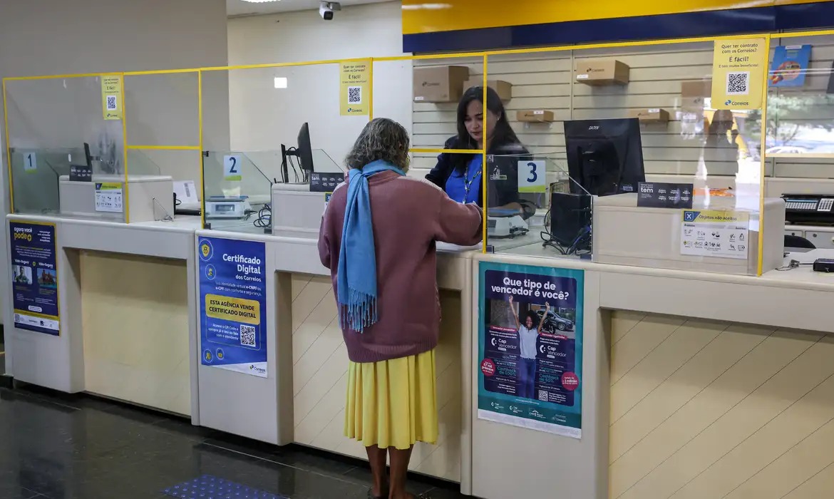 A imagem atual não possui texto alternativo. O nome do arquivo é: correios-3
