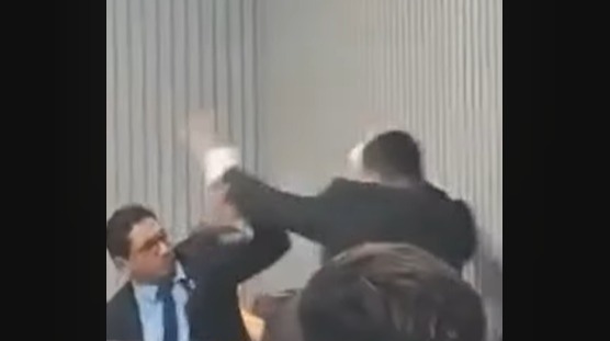 Briga entre vereadores interrompe sessão da Câmara de Sena Madureira (AC)
