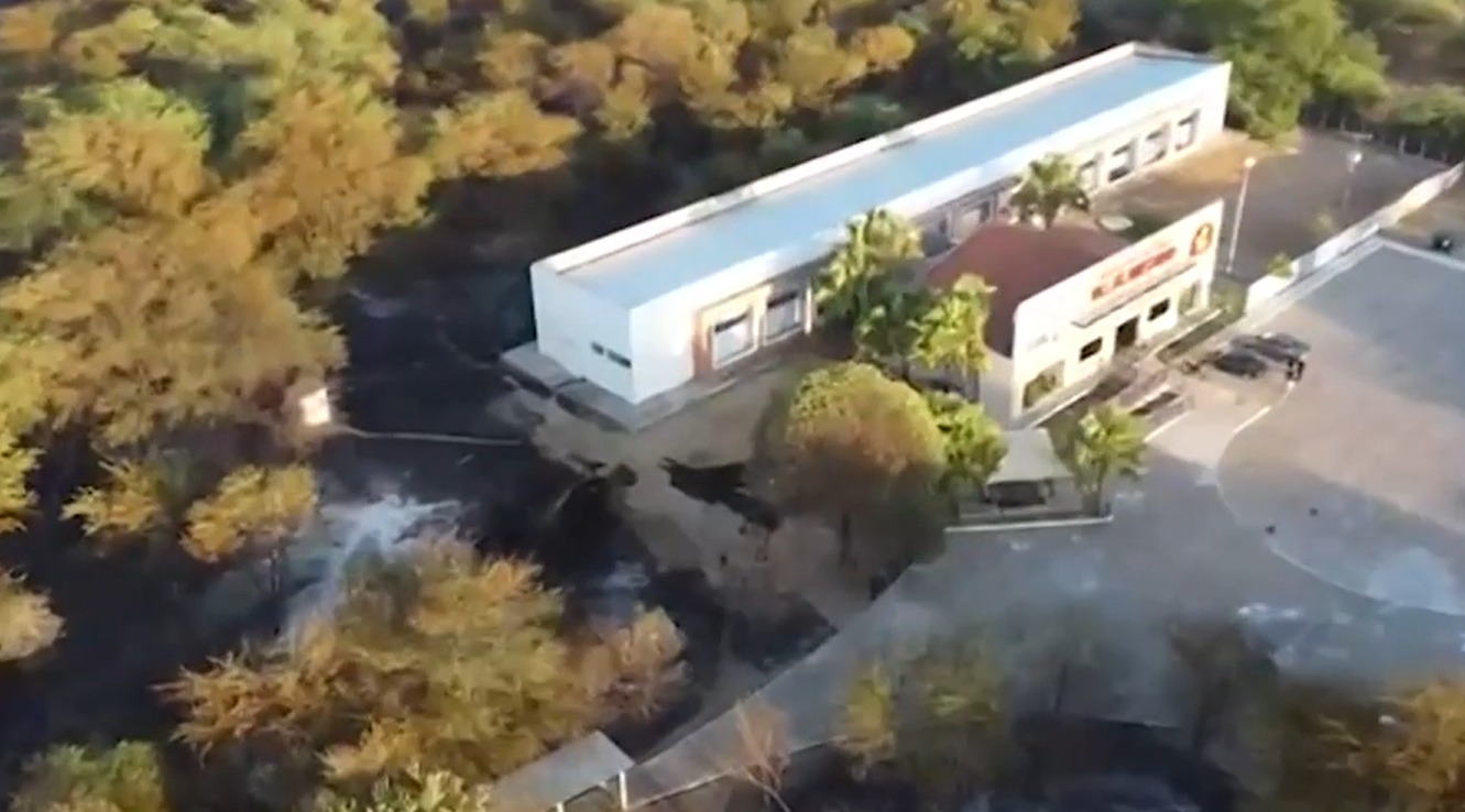 Incêndio no Vale dos Dinossauros: museu retoma visitação, área das pegadas permanece fechada