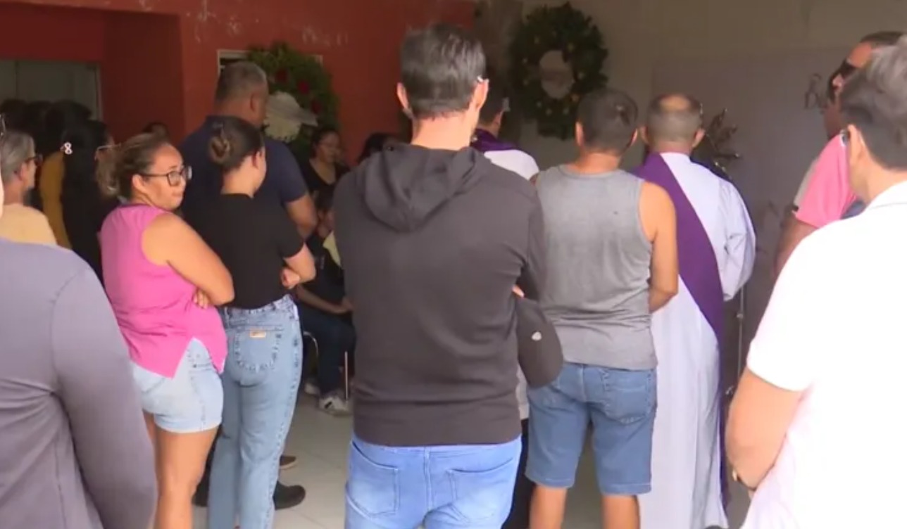 A imagem atual não possui texto alternativo. O nome do arquivo é: whatsapp-image-2025-11-04-at-09-29-53