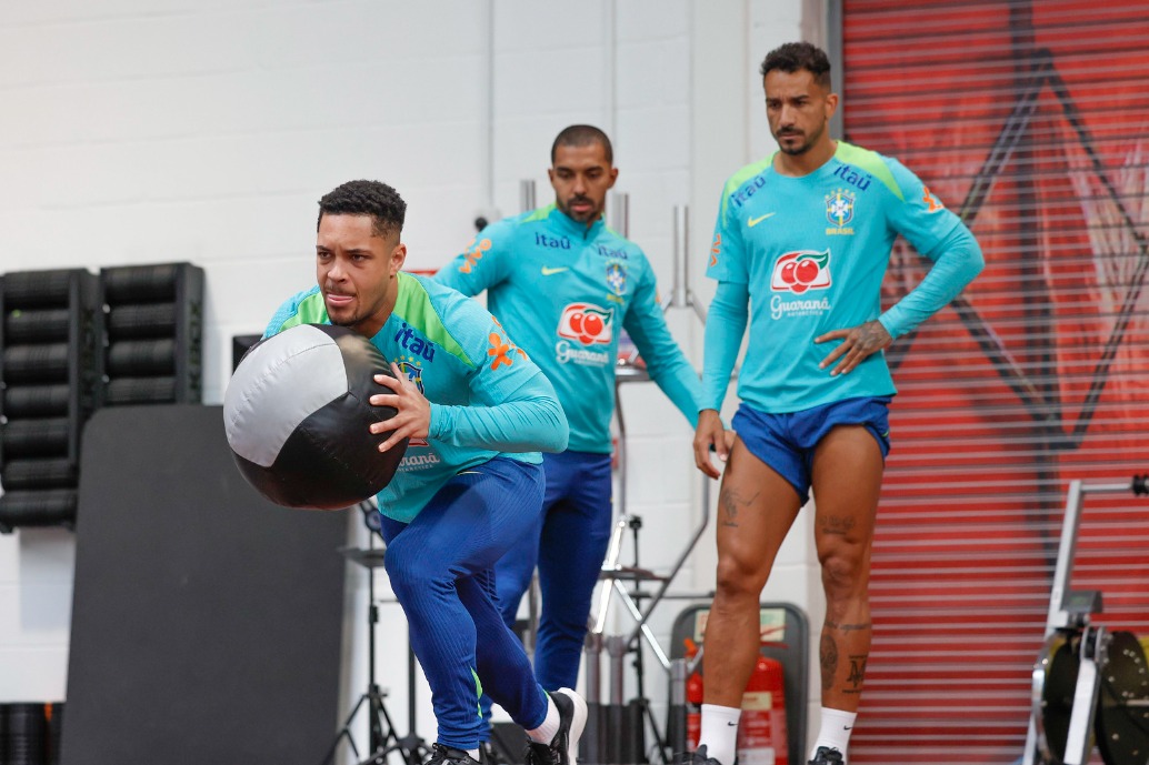 The current image has no alternative text. The file name is: whatsapp-image-2025-11-17-at-08-29-46