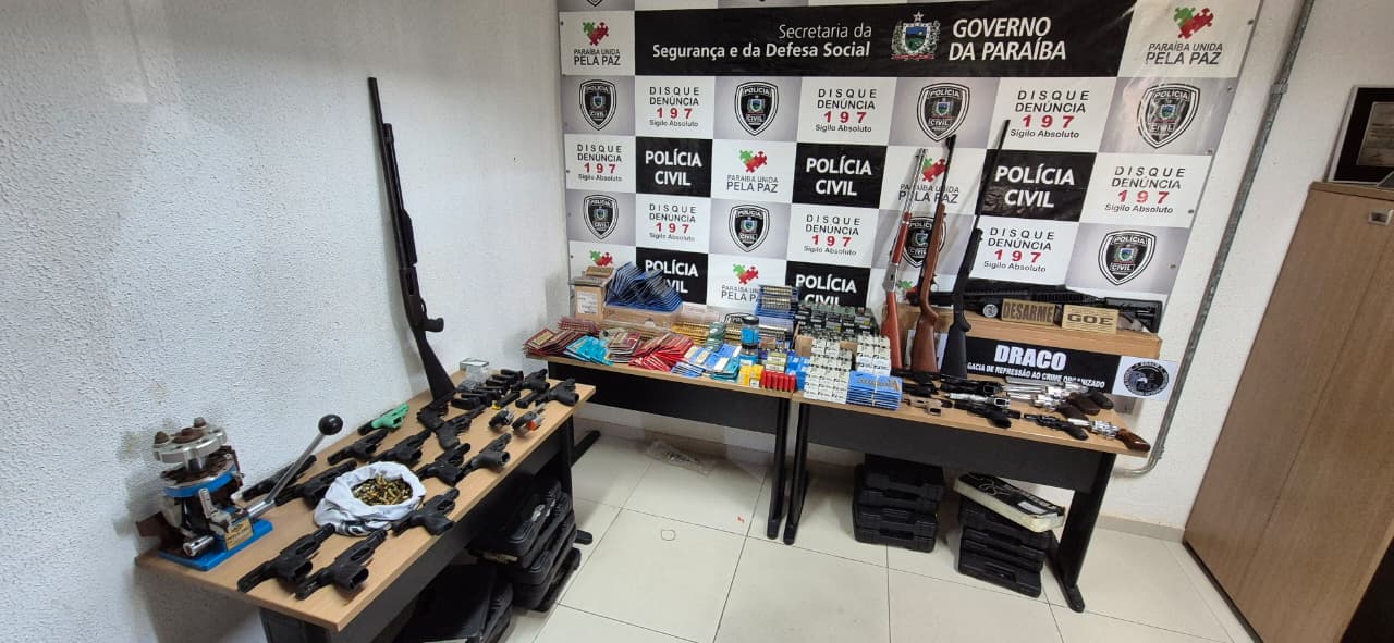 Polícia apreende 33 armas em operação contra comércio ilegal em João Pessoa