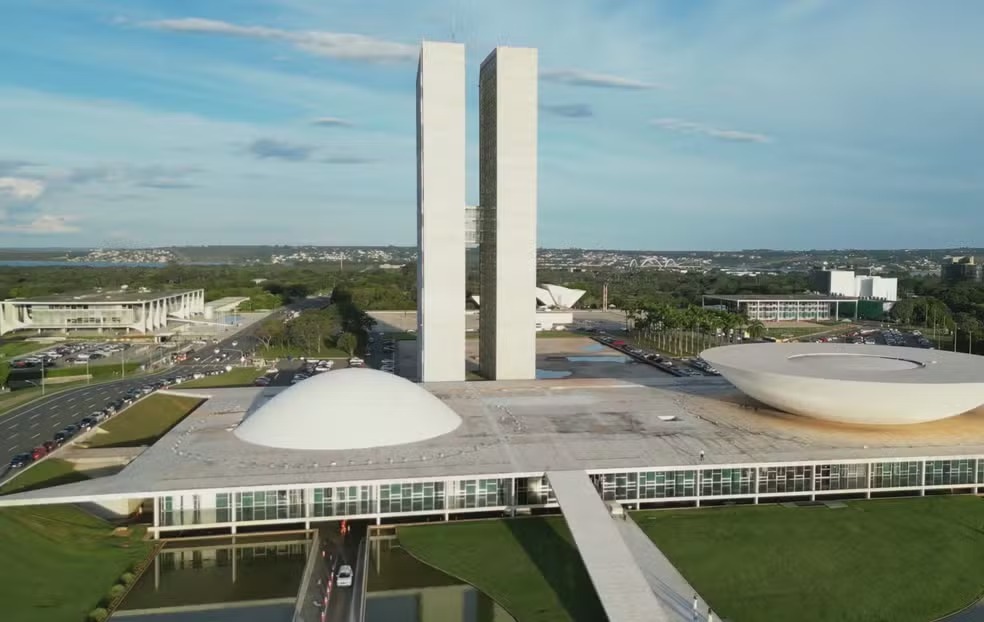 The current image has no alternative text. The file name is: whatsapp-image-2025-12-10-at-09-09-22