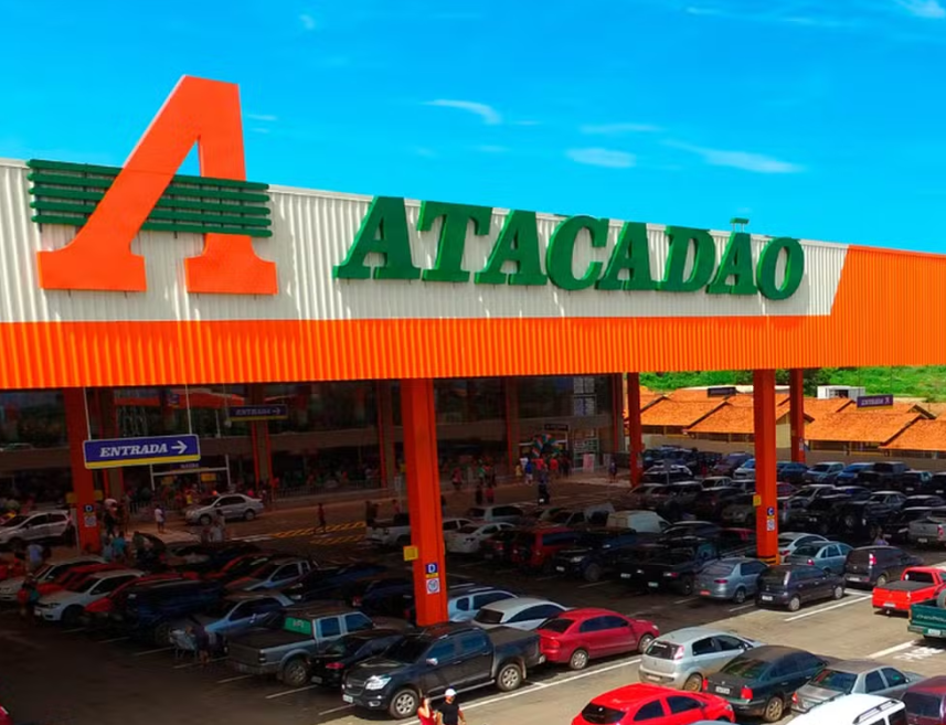 Atacadão conclui operação imobiliária de alto valor.